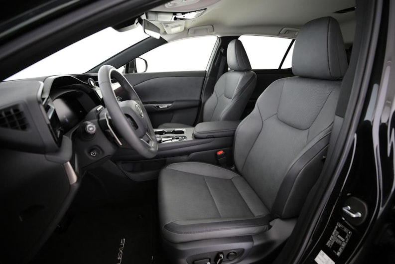 Vehicle image LEXUS RZ