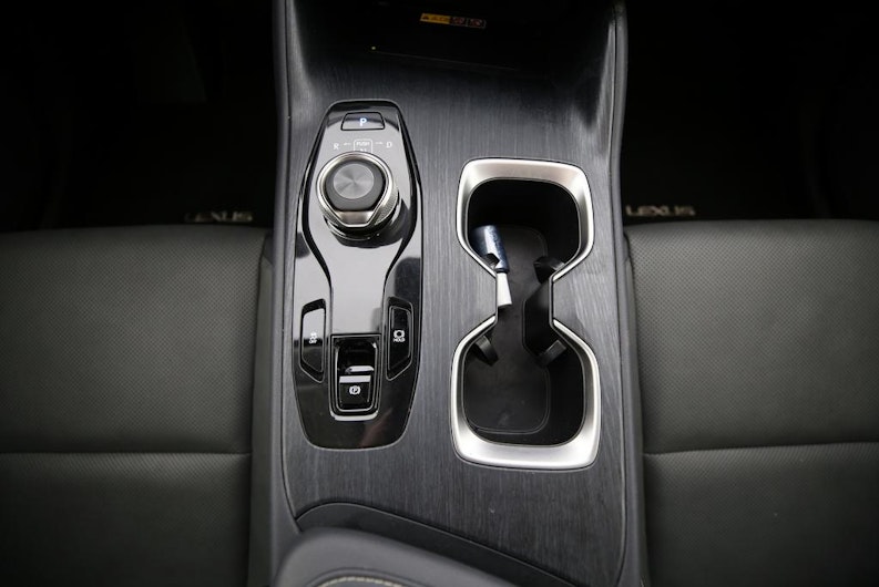 Vehicle image LEXUS RZ