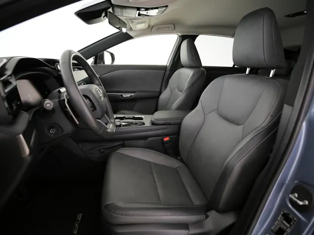 Lexus RZ 450e Comfort