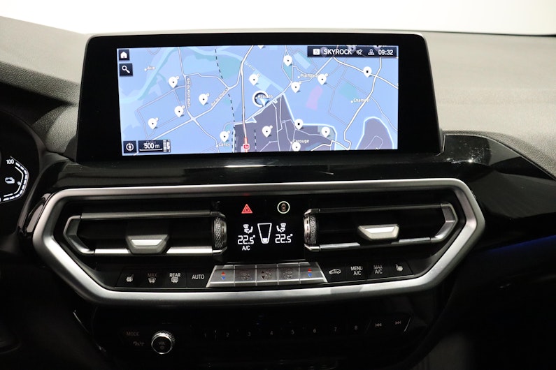 Vehicle image BMW X3