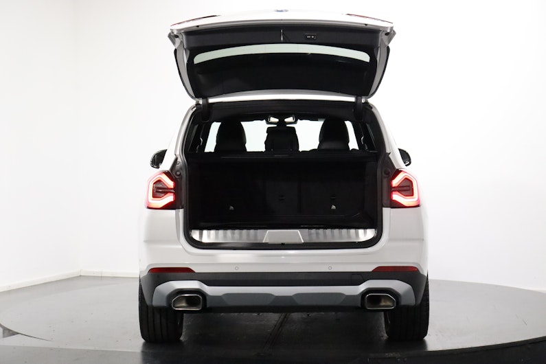 Vehicle image BMW X3