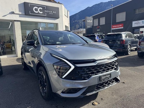 First vehicle image First vehicle image