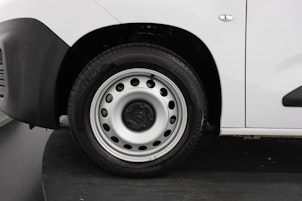 Vehicle image CITROEN Berlingo XL erhöhte Nutzlast 1.5 BlueHDi 100 S/S