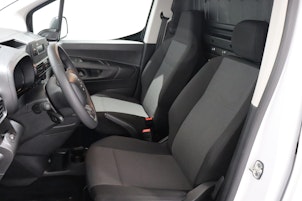 Vehicle image CITROEN Berlingo XL erhöhte Nutzlast 1.5 BlueHDi 100 S/S