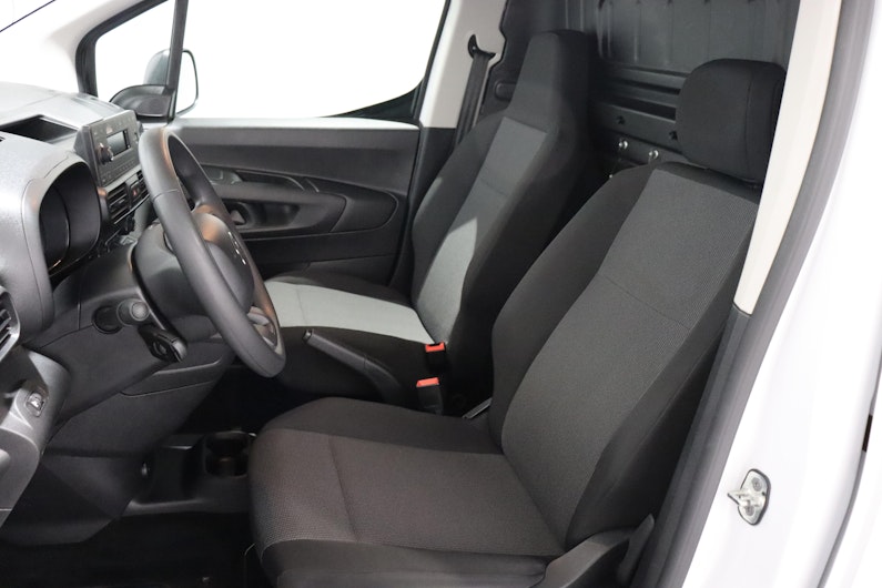 Vehicle image CITROEN BERLINGO