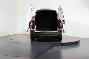 Vehicle image CITROEN Berlingo XL erhöhte Nutzlast 1.5 BlueHDi 100 S/S