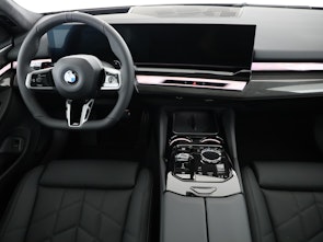 Vehicle image BMW 540d xDrive Touring