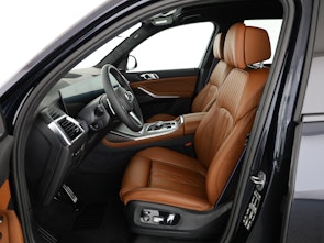 Vehicle image BMW X7 40d xDrive SAG