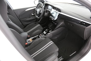 Vehicle image OPEL 1.2 T 145 Hybrid GS