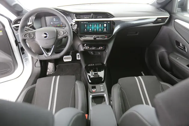 Opel 1.2 T 145 Hybrid GS