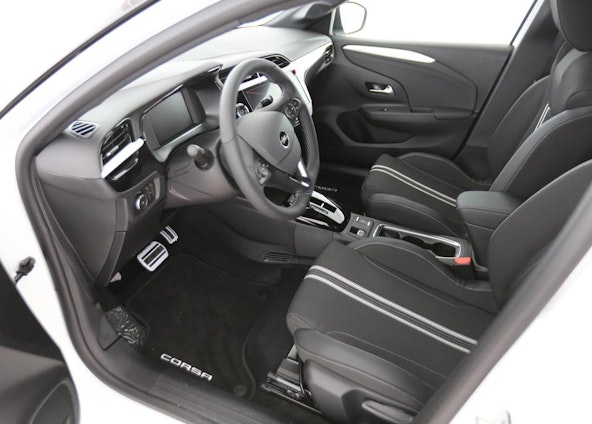 Vehicle image 5 Vehicle image 5