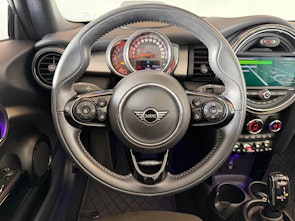 Vehicle image MINI Cabrio F57 1.5i Cooper