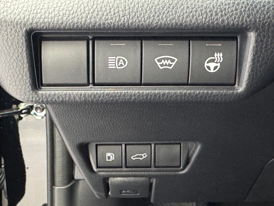 Vehicle image 15 Vehicle image 15