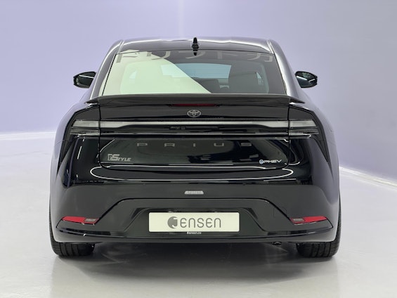 Vehicle image 3 Vehicle image 3