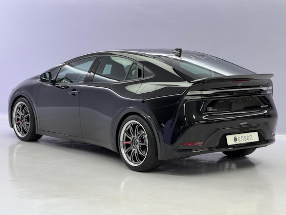 Vehicle image 4 Vehicle image 4