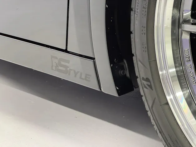 Toyota Prius 2.0 Plug-In-Hybrid Style