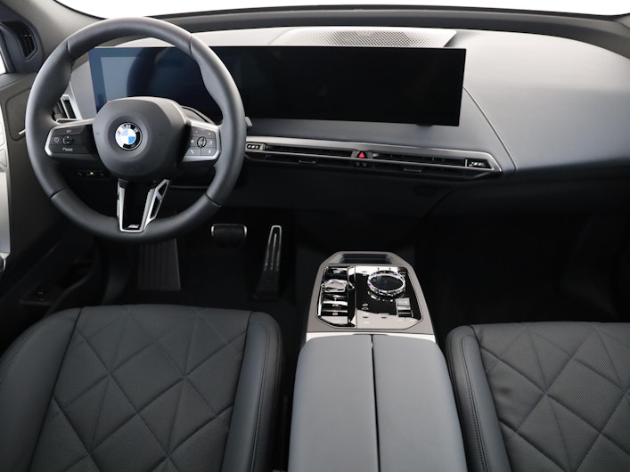 Vehicle image BMW iX