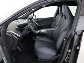 Vehicle image BMW iX xDrive60