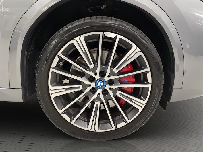 Vehicle image BMW iX2