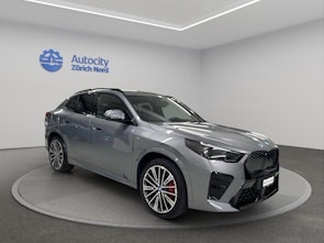 Vehicle image BMW iX2 30 xDrive