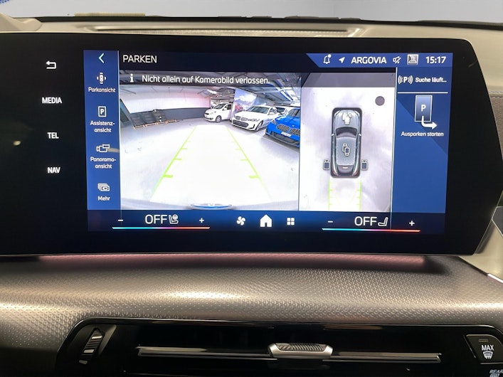 Vehicle image BMW iX2