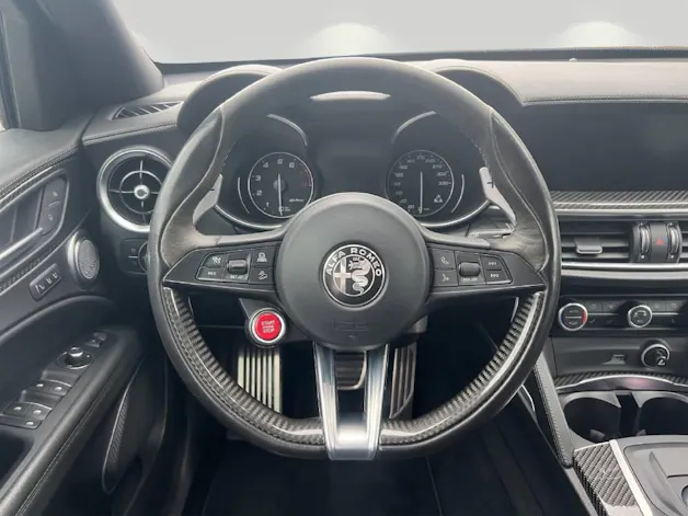 Alfa Romeo Stelvio 2.9 V6 Biturbo Q4 Quadrifoglio