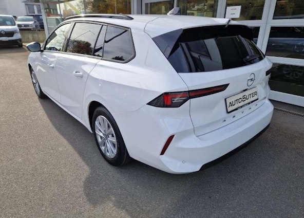 Vehicle image 3 Vehicle image 3