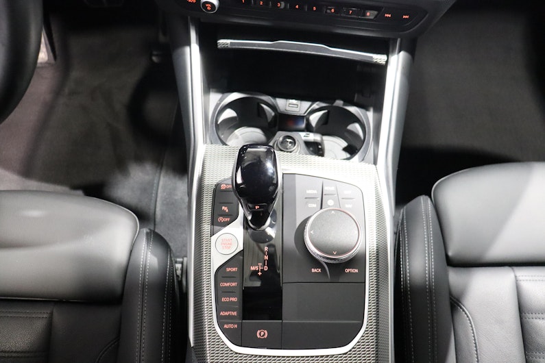 Vehicle image BMW 3 SERIES