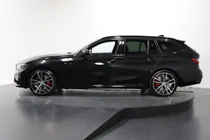 BMW 330i xDrive Touring