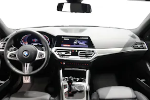 BMW 330i xDrive Touring