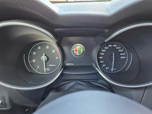 Alfa Romeo Stelvio 2.0 Q4 Sprint