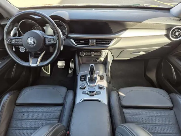 Alfa Romeo Stelvio 2.0 Q4 Sprint