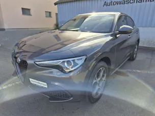 Alfa Romeo Stelvio 2.0 Q4 Sprint