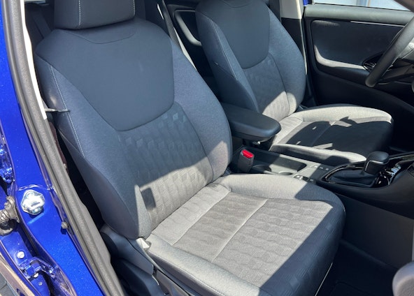 Vehicle image 14 Vehicle image 14