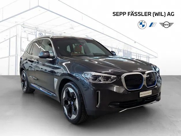 BMW iX3 Impressive