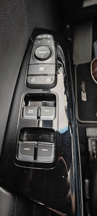 Vehicle image 19 Vehicle image 19