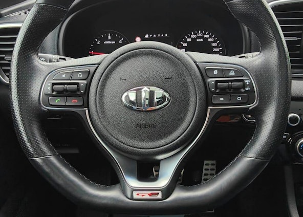 Vehicle image 13 Vehicle image 13