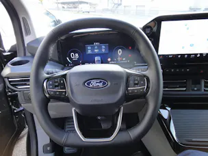 Ford Tourneo C Bus 320 L2 2.0 EcoBlue 170 Titanium X