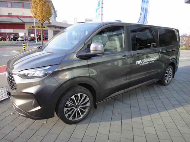 Ford Tourneo C Bus 320 L2 2.0 EcoBlue 170 Titanium X
