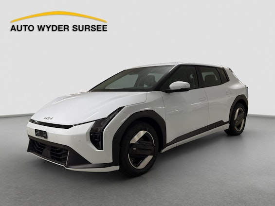 First vehicle image First vehicle image