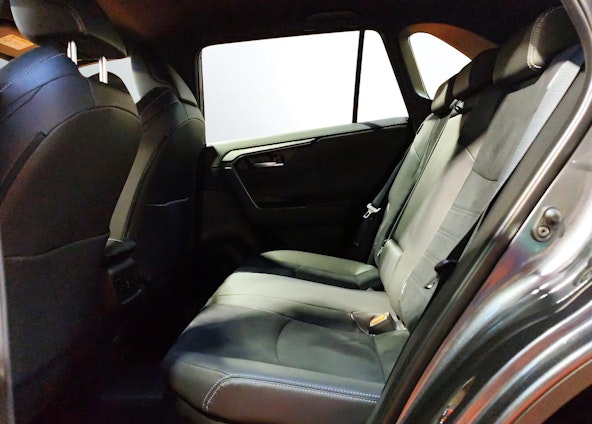 Vehicle image 15 Vehicle image 15