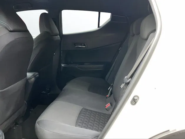 Toyota C-HR 2.0 VVTi HSD Trend