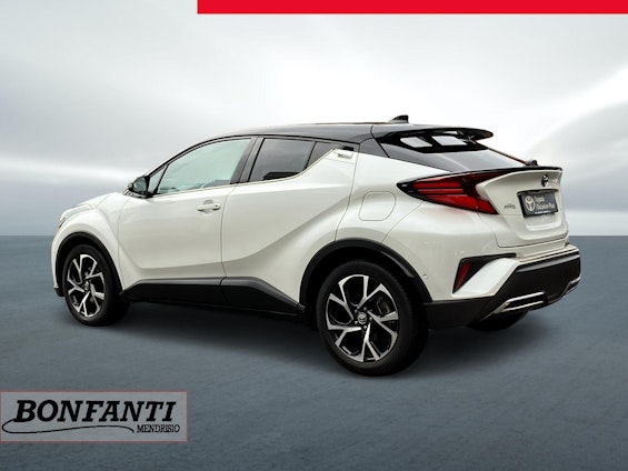 Vehicle image 6 Vehicle image 6