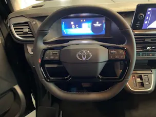 Toyota PROACE Verso L1 2.2 D Trend