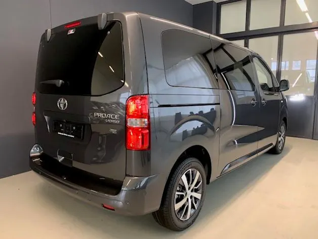 Toyota PROACE Verso L1 2.2 D Trend