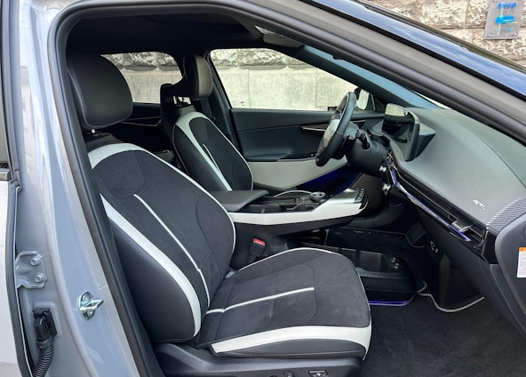 Vehicle image 7 Vehicle image 7