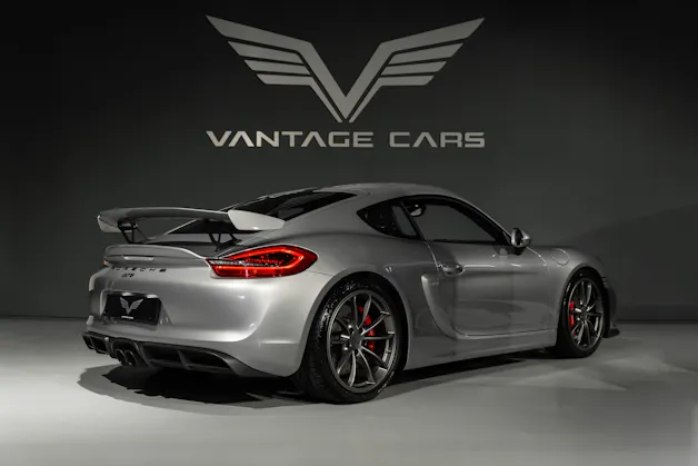 Porsche Cayman 3.8 GT4