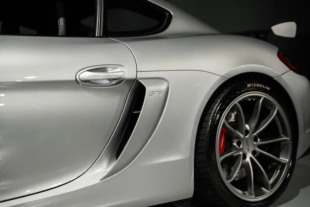 Porsche Cayman 3.8 GT4