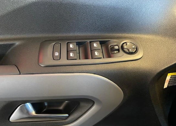 Fahrzeugbild 15 Fahrzeugbild 15