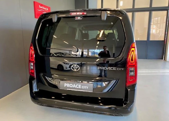 Fahrzeugbild 5 Fahrzeugbild 5